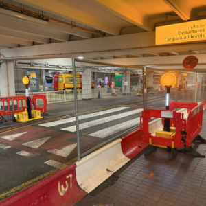 Portable Belisha beacon for private sites 